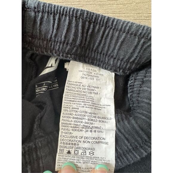 Nike /sofee girls shorts Sz 5 black/white/gray- knit athletic - pull on lot of 2 - Picture 4 of 7